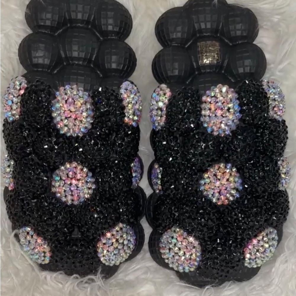 Rhinestone Bubble Slides size 8-9 1/2